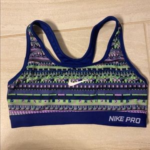 Nike pro sports bra